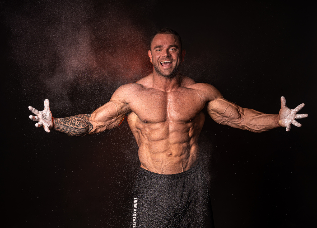 fitness profesionální portrét kulturista